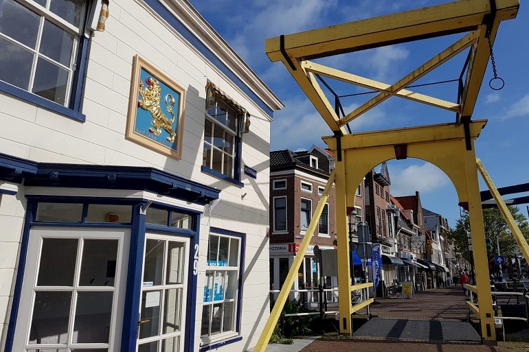 De Goude Leeuw in de Veerstraat te Maassluis